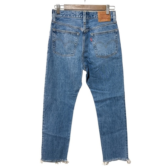 NWT - Levi’s 501 Premium - The Original Jeans - size 26 - medium wash, raw hem - Picture 4 of 7